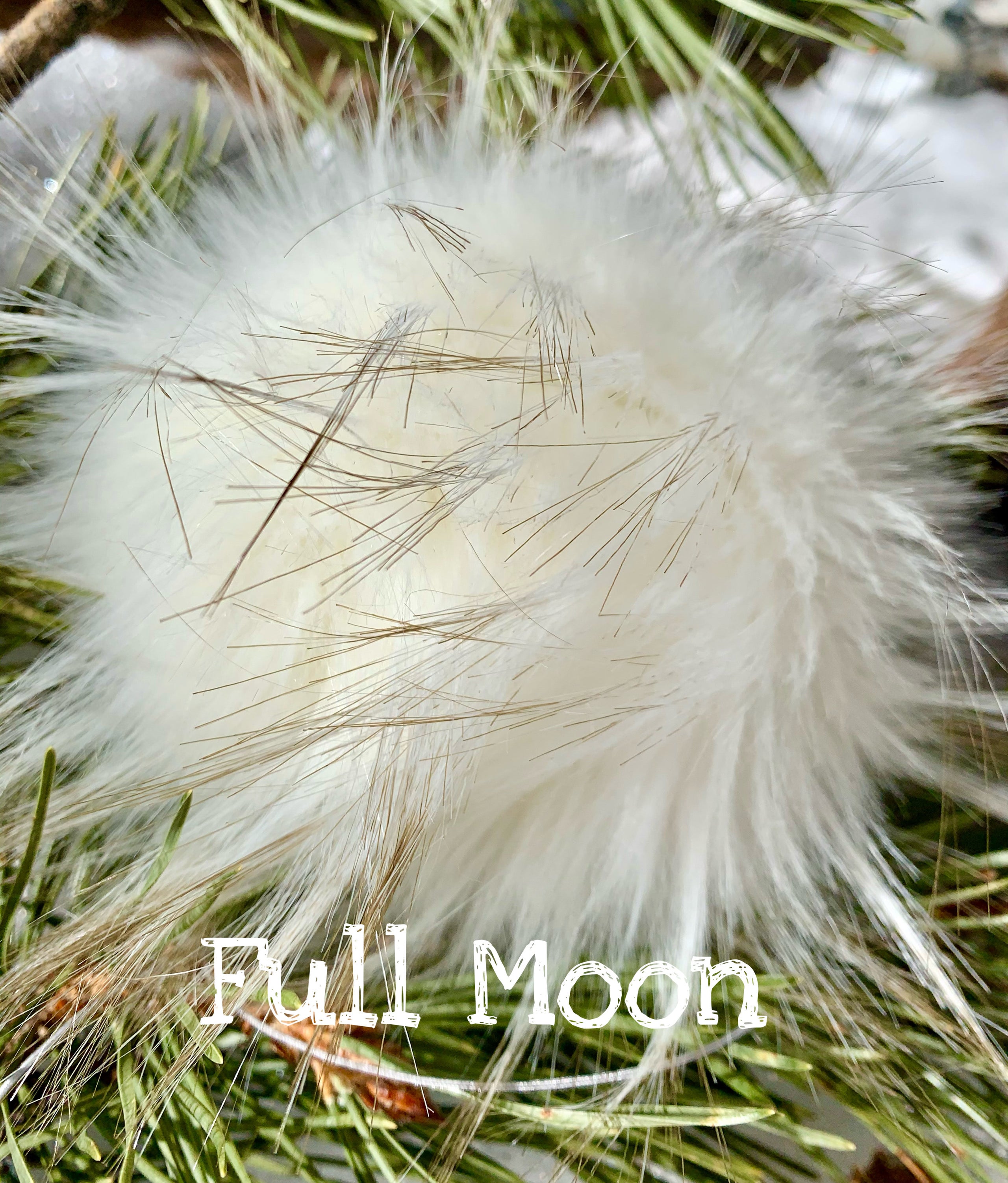 Faux Fur Pom Pom Moss, Snap Closure – Wool and Company
